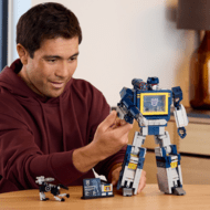 10358 LEGO® Icons Transformers: Soundwave