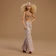 BARBIE Basics No07 heledate juustega nukk, JJX26