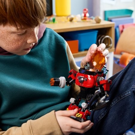 77005 LEGO® Sonic the Hedgehog™ Knuckles vs. Dr. Eggman Egg Crusher robot 