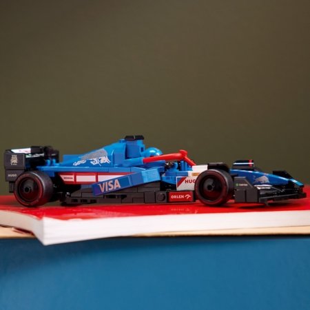 77246 LEGO® Speed Champions Visa Cash App RB VCARB 01 F1® võidusõiduauto 