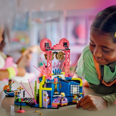 42616 LEGO® Friends Heartlake’i Linna Muusika Talendi-Show 