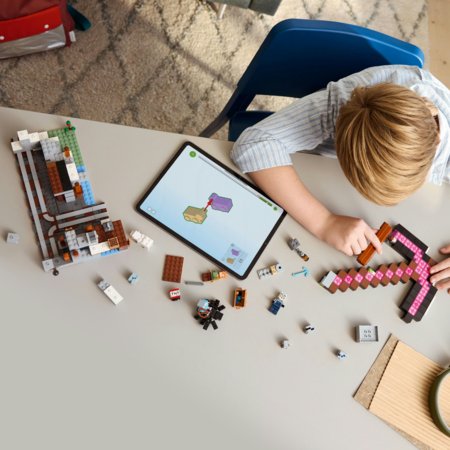21277 LEGO® Minecraft® Pickaxe'i kaevandus 