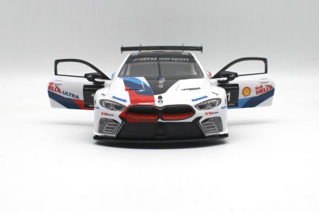 RASTAR R/C 1:18 auto BMW M8 GTE, 97200 97200