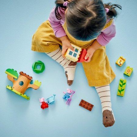 10431 LEGO® DUPLO® Põrsas Peppa aed ja puumaja 