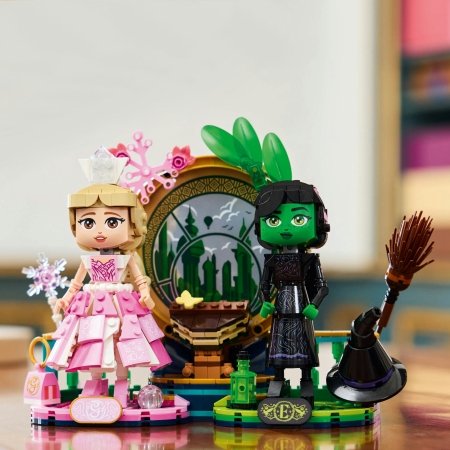 75682 LEGO® Wicked Elphaba ja Glinda figuurid 