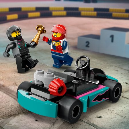 60400 LEGO® City Kardid Ja Võidusõidusõitjad 