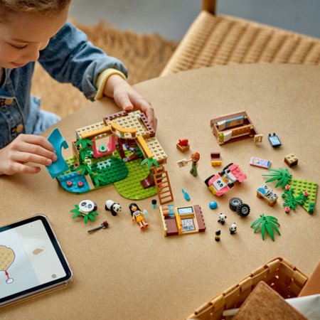 42648 LEGO® Friends Panda varjupaik ja loomade eest hoolitsemine 
