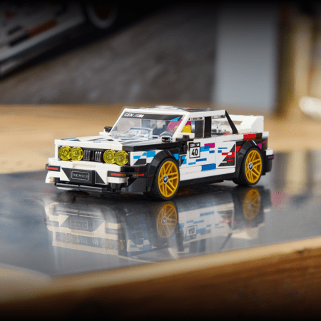 77263 LEGO® Speed Champions BMW M3 (E30) 