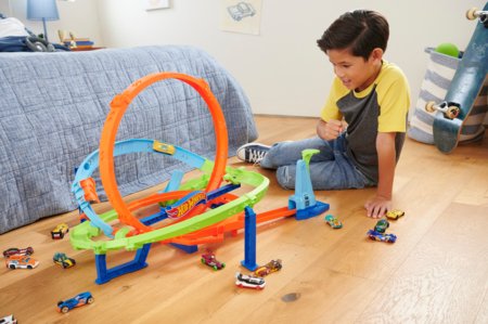 HOT WHEELS megakiirendiga ringrada, HTK16 