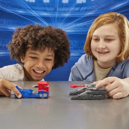 TRANSFORMERS MV8 komplekt Võitlevad Robotid, F9207 
