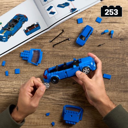 HOT WHEELS Mattel Brick Shop Audi, JGR28 