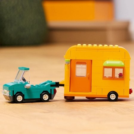 77054 LEGO® Animal Crossing™ Leif haagissuvila ja aiapoega 