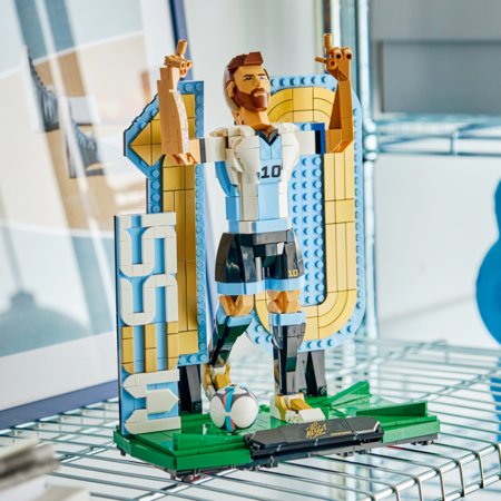 43015 LEGO® Editions Lionel Messi – jalgpallilegend 