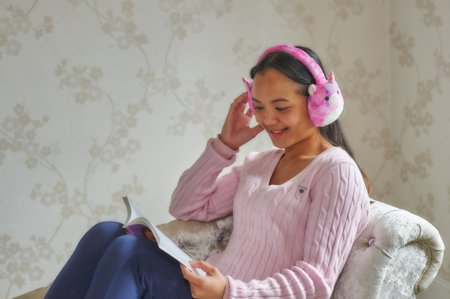 SQUISHMALLOWS pehmed Bluetooth-kõrvaklapid Lola, HMSQMBT-LOLA 